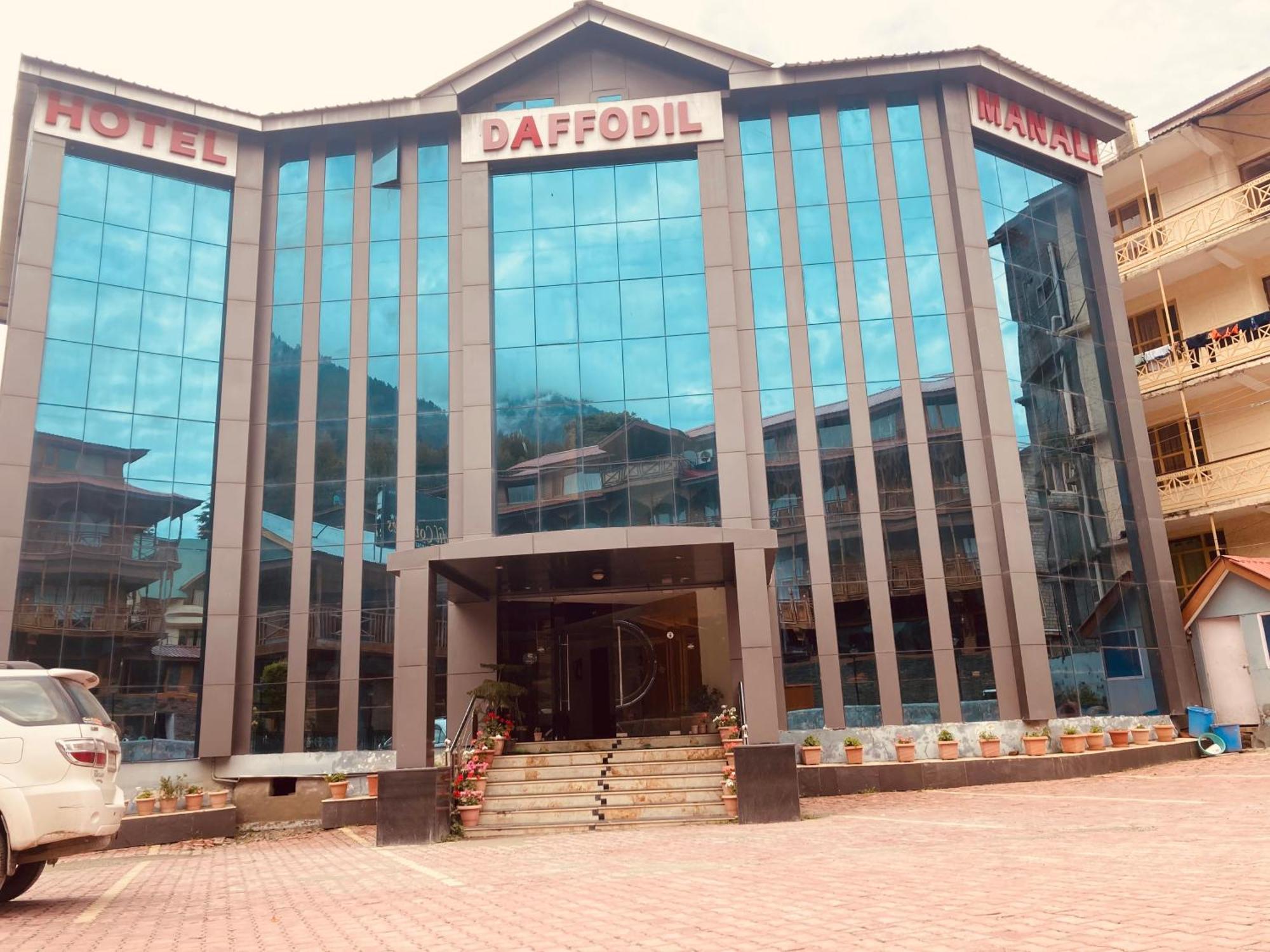 Hotel The North Wind In City Center, Manali Экстерьер фото